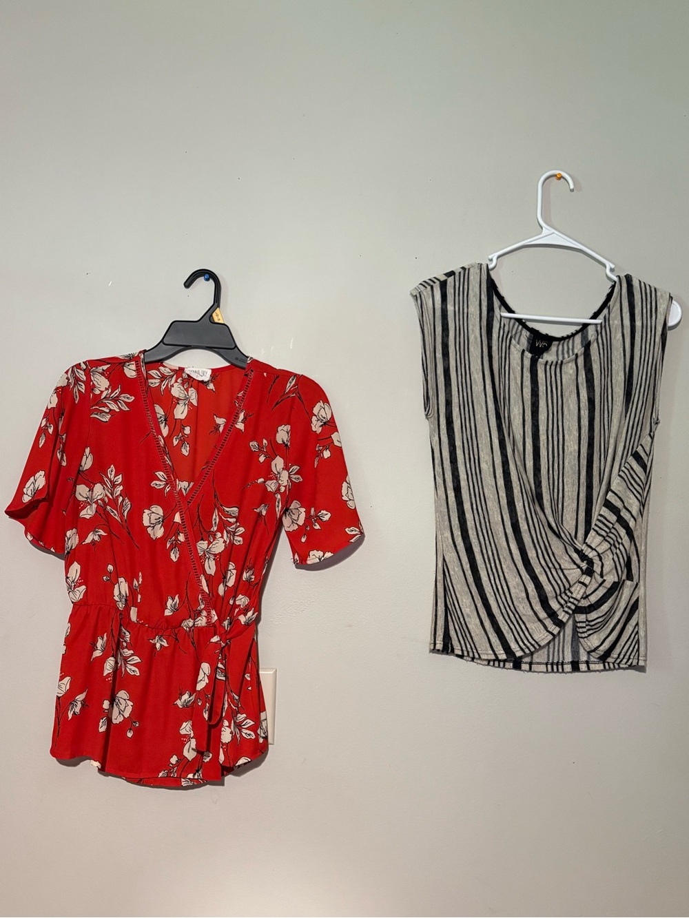 Sienna Sky Red Floral Wrap Peplum Blouse & w-5 shirt S bundle